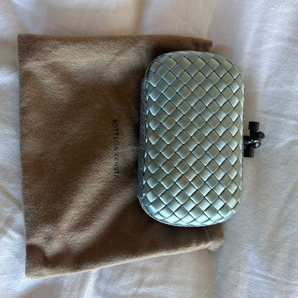 Bottega Veneta Baby blue knot silk clutch